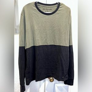 True Religion Long Sleeve Shirt‎ Size XL Green/Black